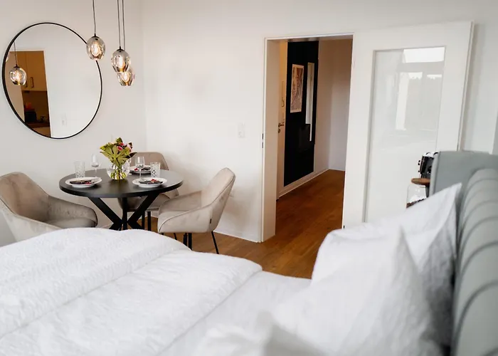 Zwei Wohnungen, Ein Erlebnis: Platz Für 6 In 4 Schlafzimmern Am Wismarer Hafen Apartamento *